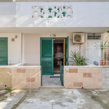 Apartment A Torre Pali Sul Mare